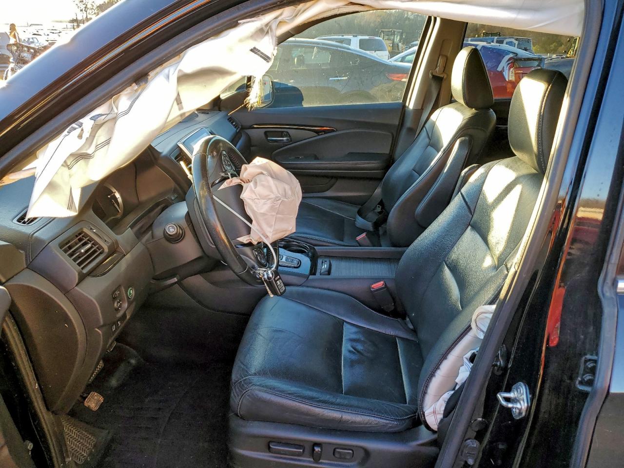 2016 Honda Pilot Touring VIN: 5FNYF5H9XGB053169 Lot: 94457355