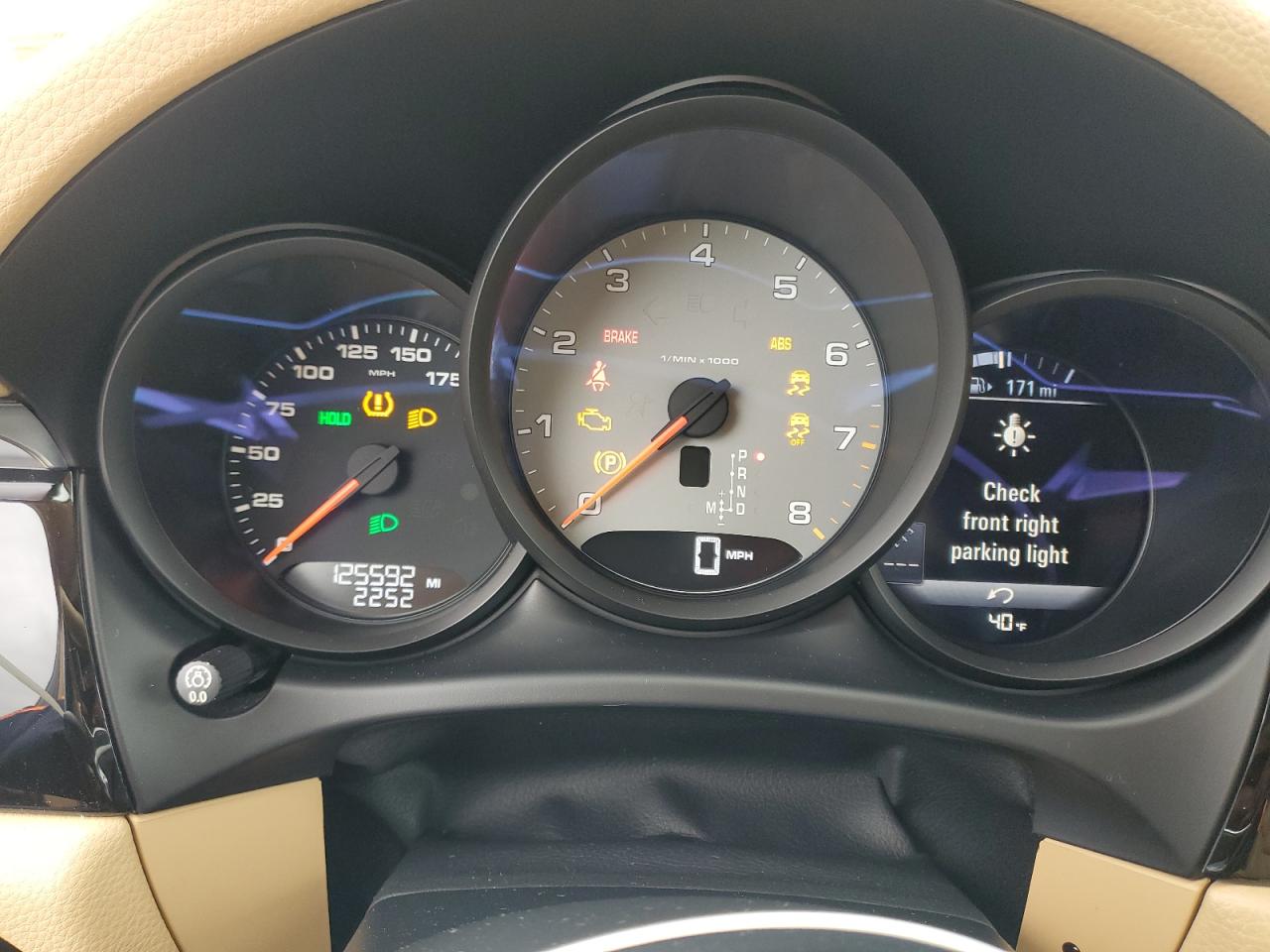 2016 Porsche Macan S VIN: WP1AB2A58GLB56623 Lot: 92384475