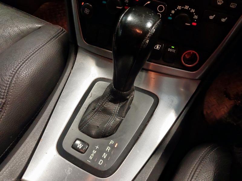 2004 VOLVO V70 D5 AWD SE 5DR GEARTRONIC