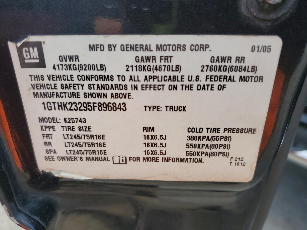 2005 GMC Sierra K2500 Heavy Duty VIN: 1GTHK23295F896843 Lot: 90904495