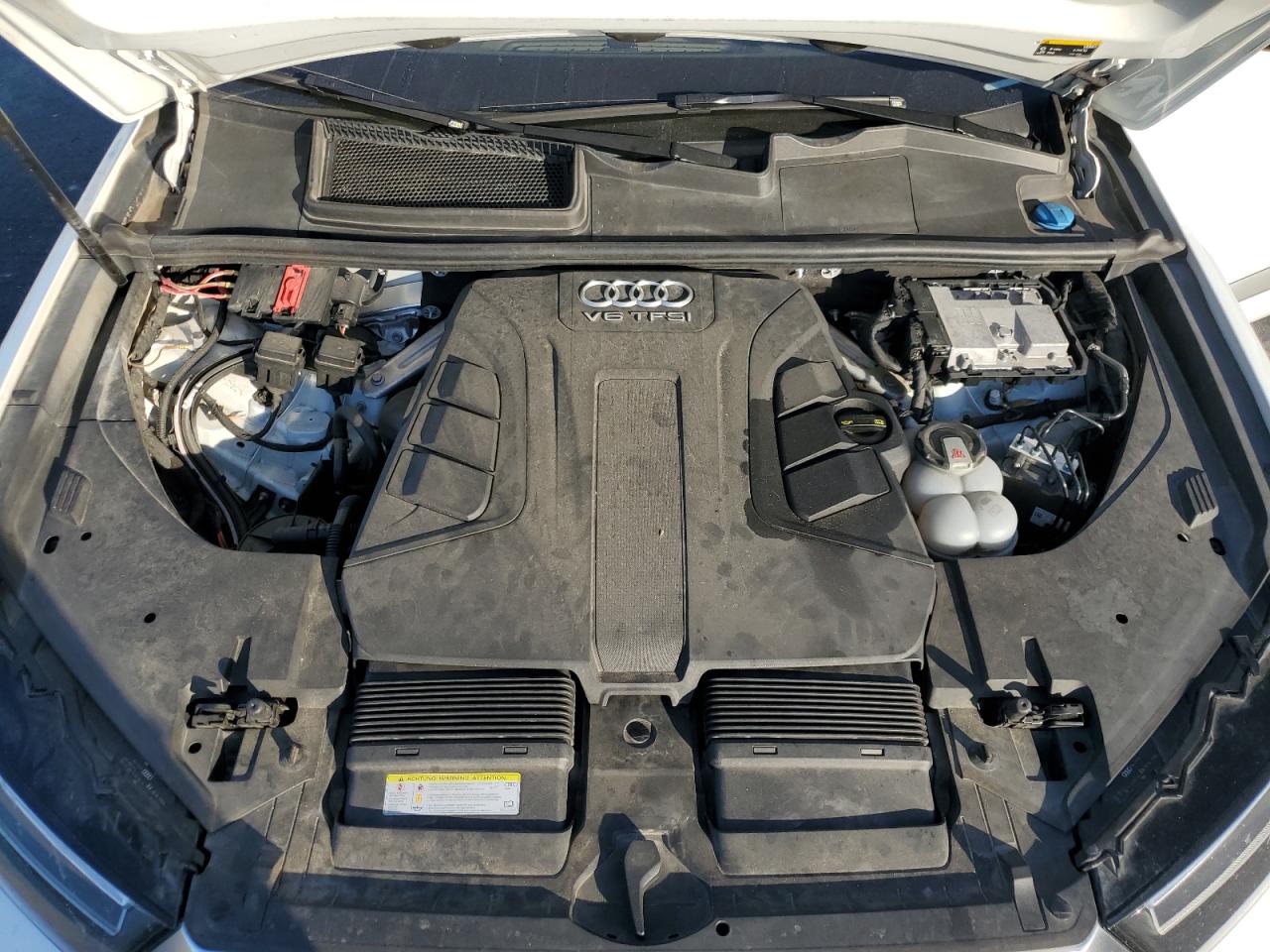 2018 Audi Q7 Premium Plus VIN: WA1LAAF77JD015460 Lot: 93140075