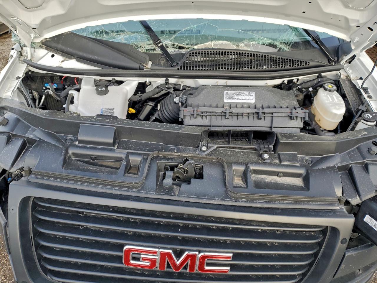 2025 GMC Savana Cut - Box Truck VIN: 7GZ07SF71SN008192 Lot: 94283465