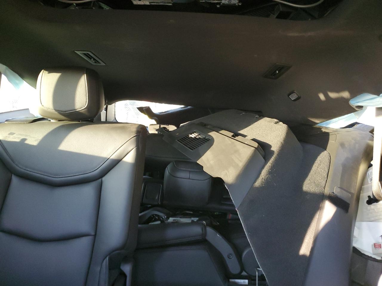 2025 Cadillac Xt6 Luxury VIN: 1GYKPAR43SZ120755 Lot: 90922975