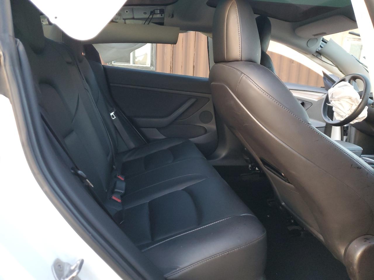 2022 Tesla Model 3 VIN: 5YJ3E1EA9NF370085 Lot: 92483055