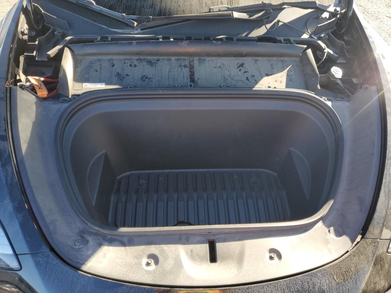 2022 Tesla Model Y VIN: 7SAYGDEF0NF383095 Lot: 90928825