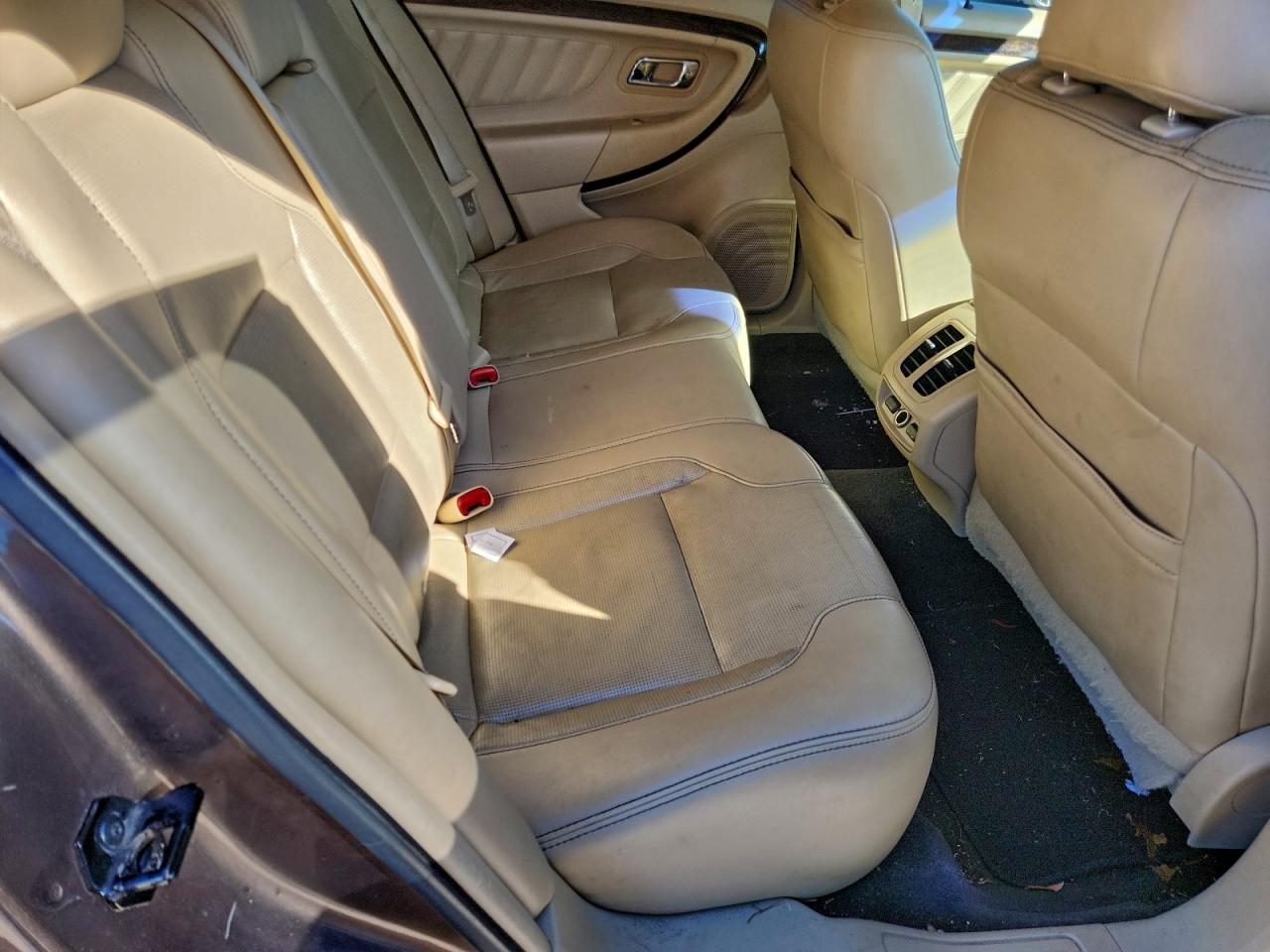 2015 Ford Taurus Limited VIN: 1FAHP2F8XFG164918 Lot: 93868015