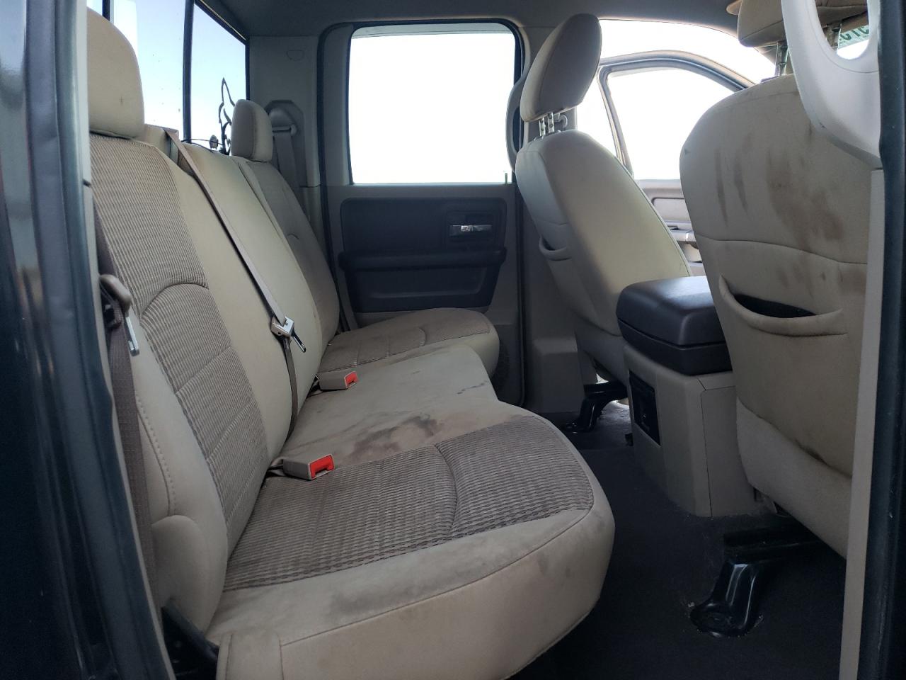 2010 Dodge Ram 1500 VIN: 1D7RV1GT2AS256392 Lot: 92231975