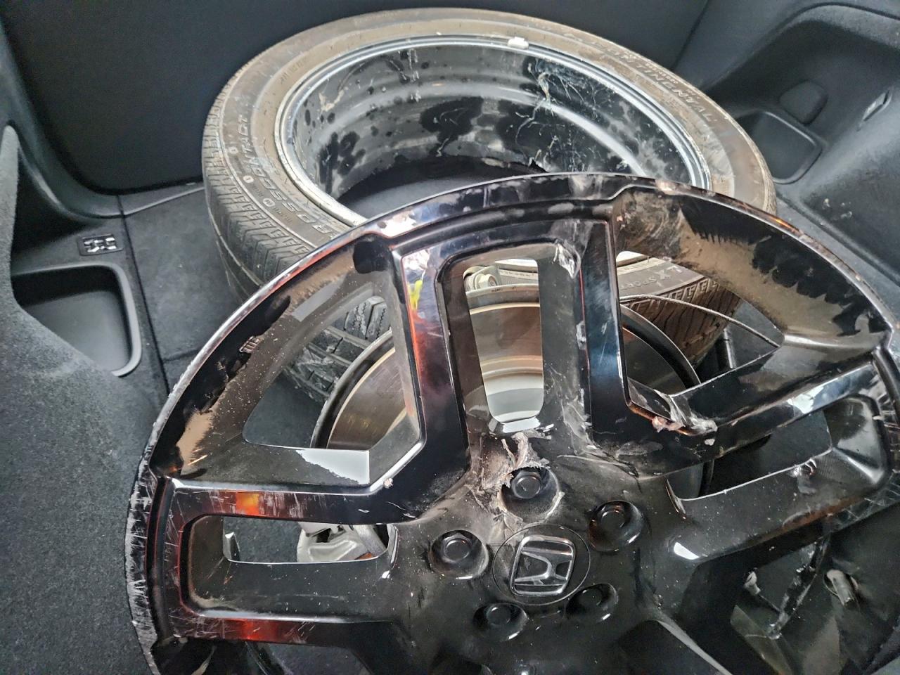 2024 Honda Passport Black Edition VIN: 5FNYF8H89RB021812 Lot: 93319315