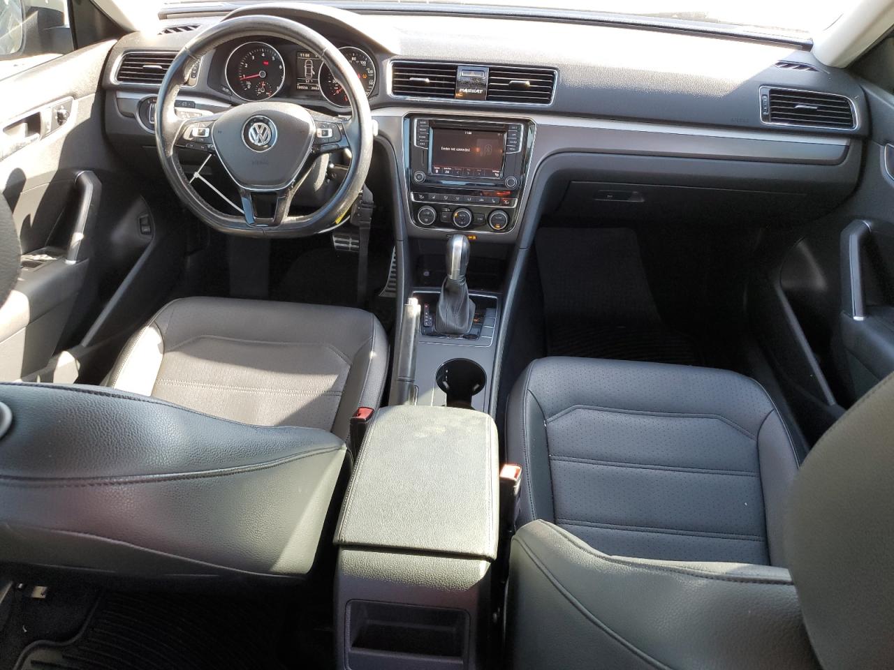 2018 Volkswagen Passat S VIN: 1VWAA7A39JC023289 Lot: 92567425