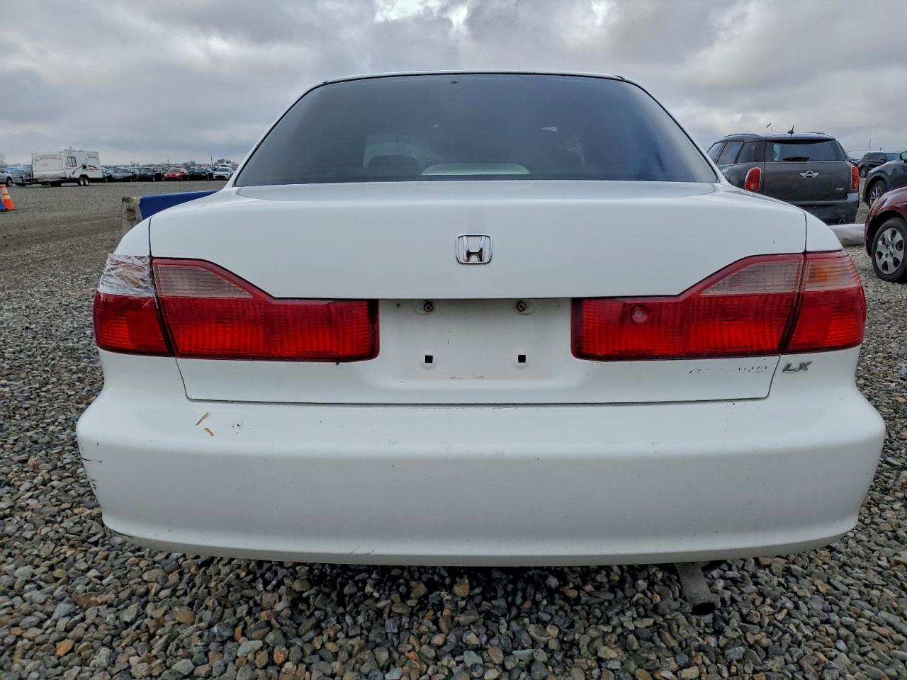 2000 Honda Accord Lx VIN: 1HGCG5647YA005574 Lot: 93307155