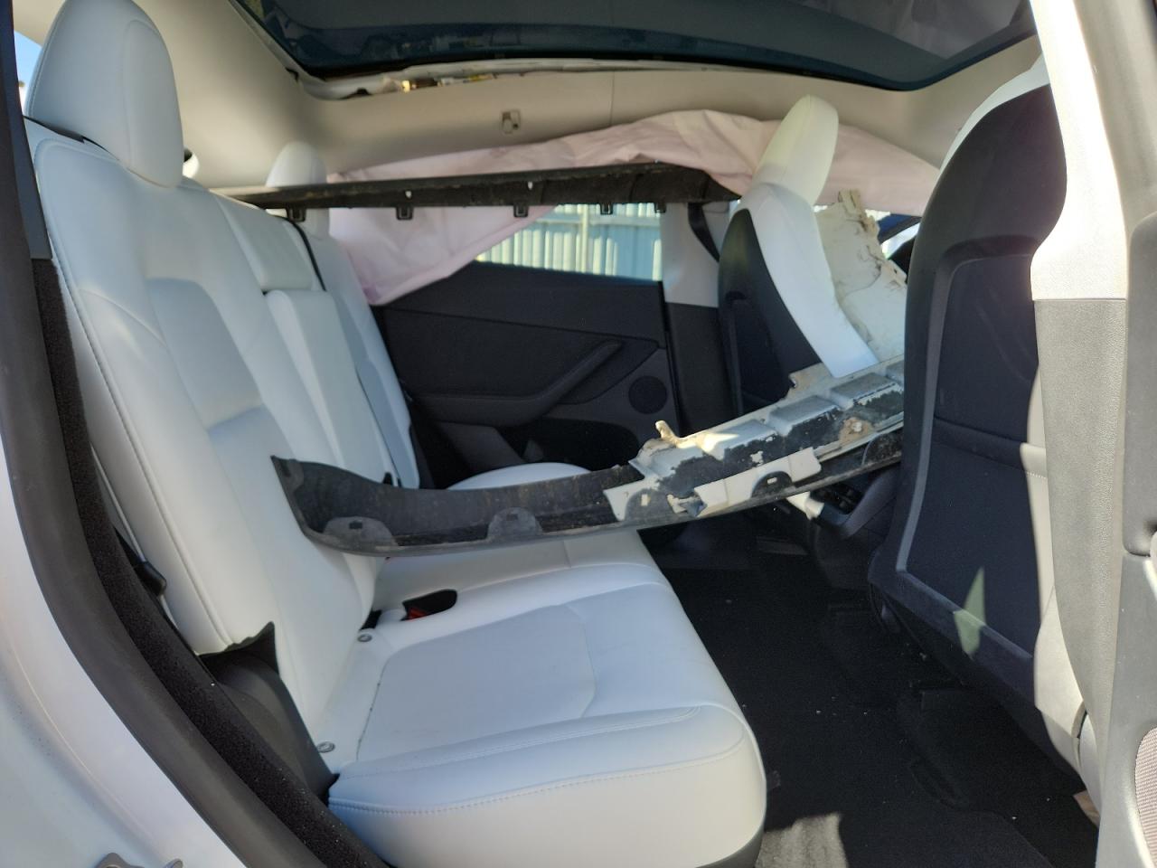 2023 Tesla Model Y VIN: 7SAYGDEE4PF876787 Lot: 93383515