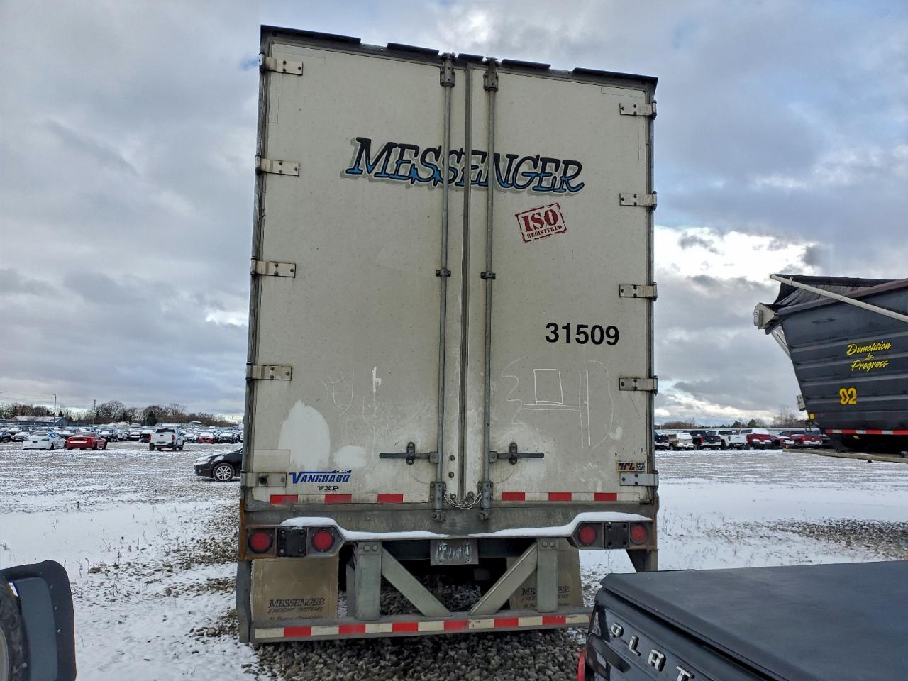 2017 Vanguard Trailer - Dry Van Trailer VIN: 5V8VC5385HM704915 Lot: 92603195