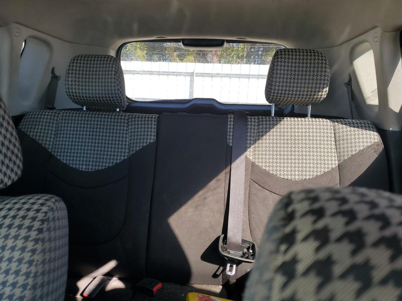 2011 Kia Soul + VIN: KNDJT2A20B7199150 Lot: 91460595