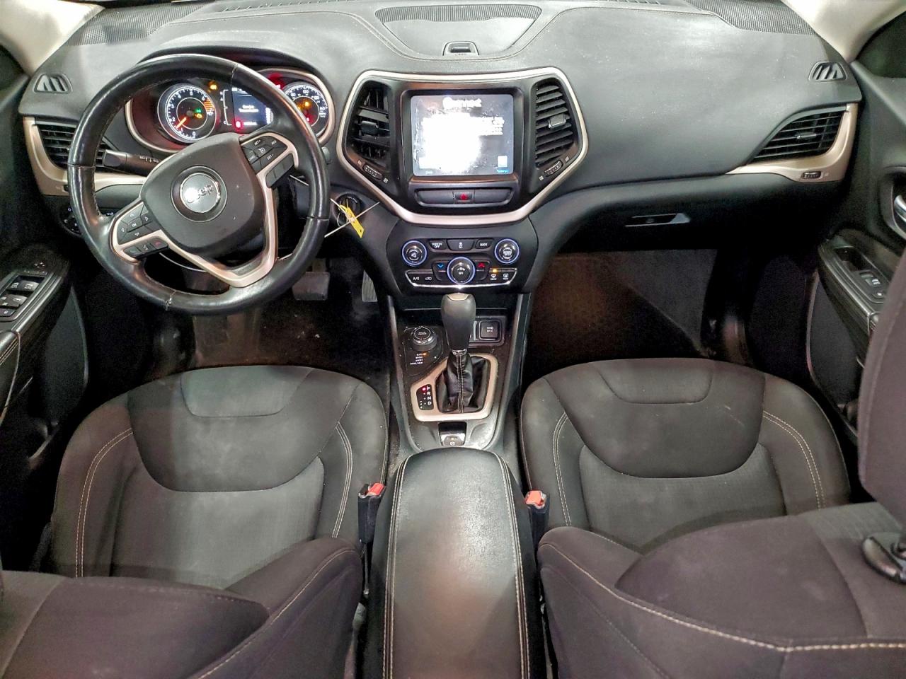 2016 Jeep Cherokee Latitude VIN: 1C4PJMCB9GW236623 Lot: 94358775