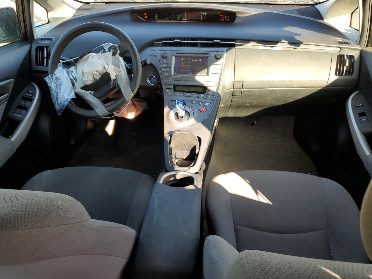 2015 Toyota Prius VIN: JTDKN3DU5F0401433 Lot: 93209045