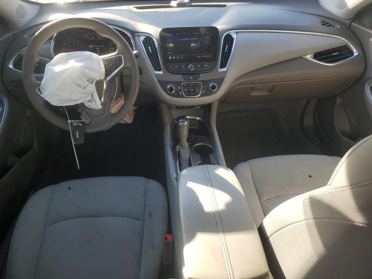 2019 Chevrolet Malibu Lt VIN: 1G1ZD5ST0KF114363 Lot: 92527885