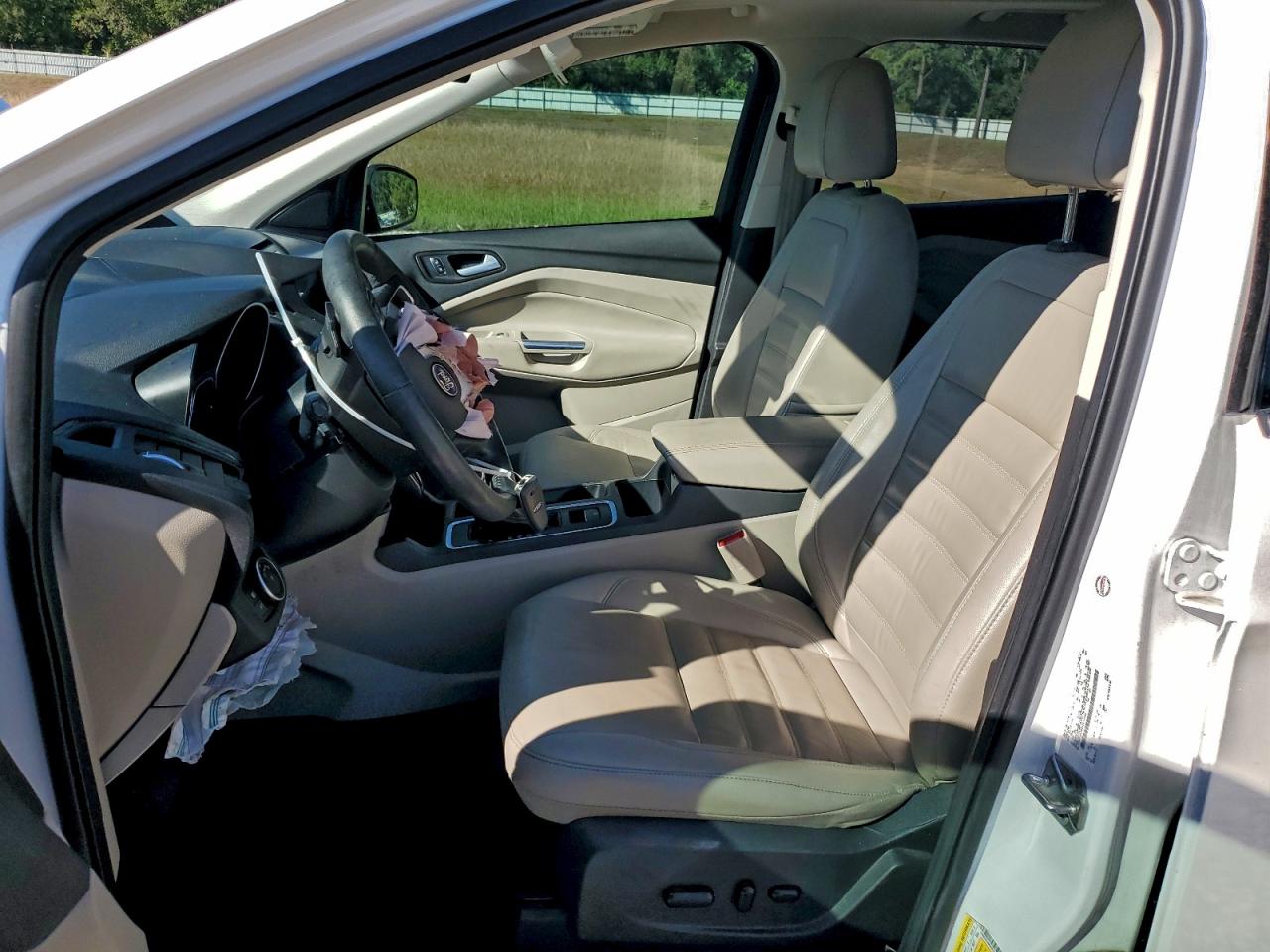 2017 Ford Escape Titanium VIN: 1FMCU0J96HUE15449 Lot: 93512795