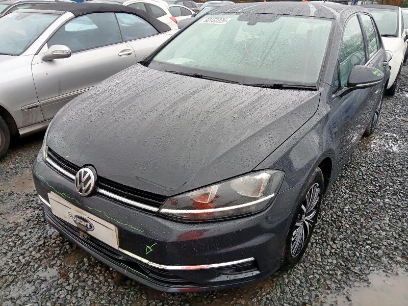 2017 VOLKSWAGEN GOLF 1.6 TDI SE 5DR for sale at Copart WOLVERHAMPTON