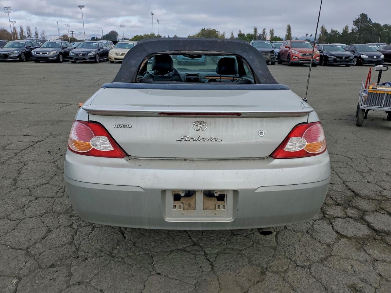 2002 Toyota Camry Solara Se VIN: 2T1FF28P22C578423 Lot: 94577355