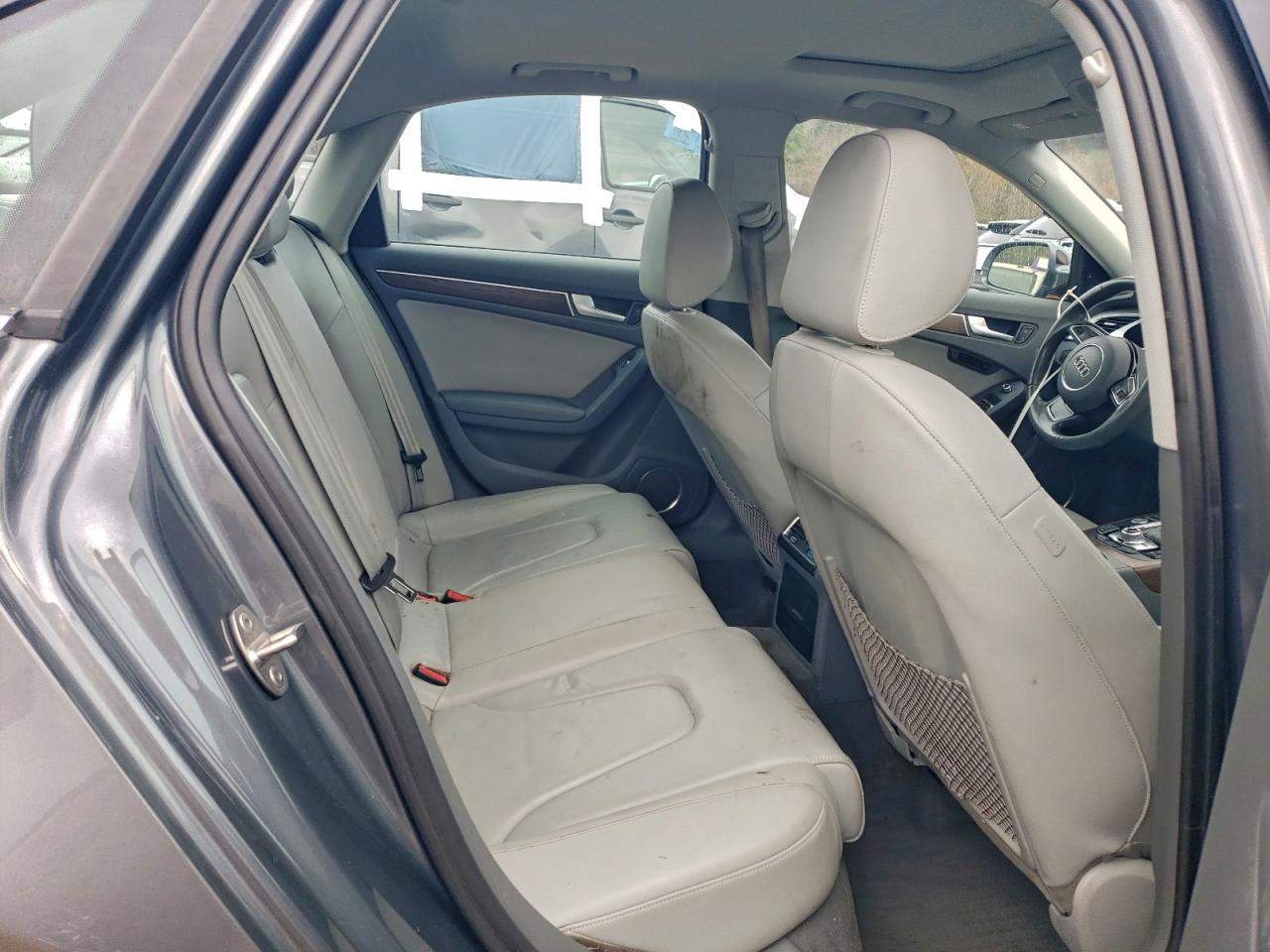 2016 Audi A4 Premium Plus S-Line VIN: WAUFFAFL5GA004692 Lot: 91379995