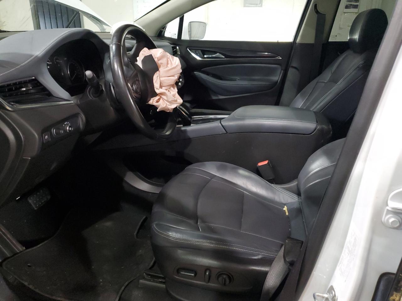 2018 Buick Enclave Essence VIN: 5GAERBKW2JJ173086 Lot: 92863765