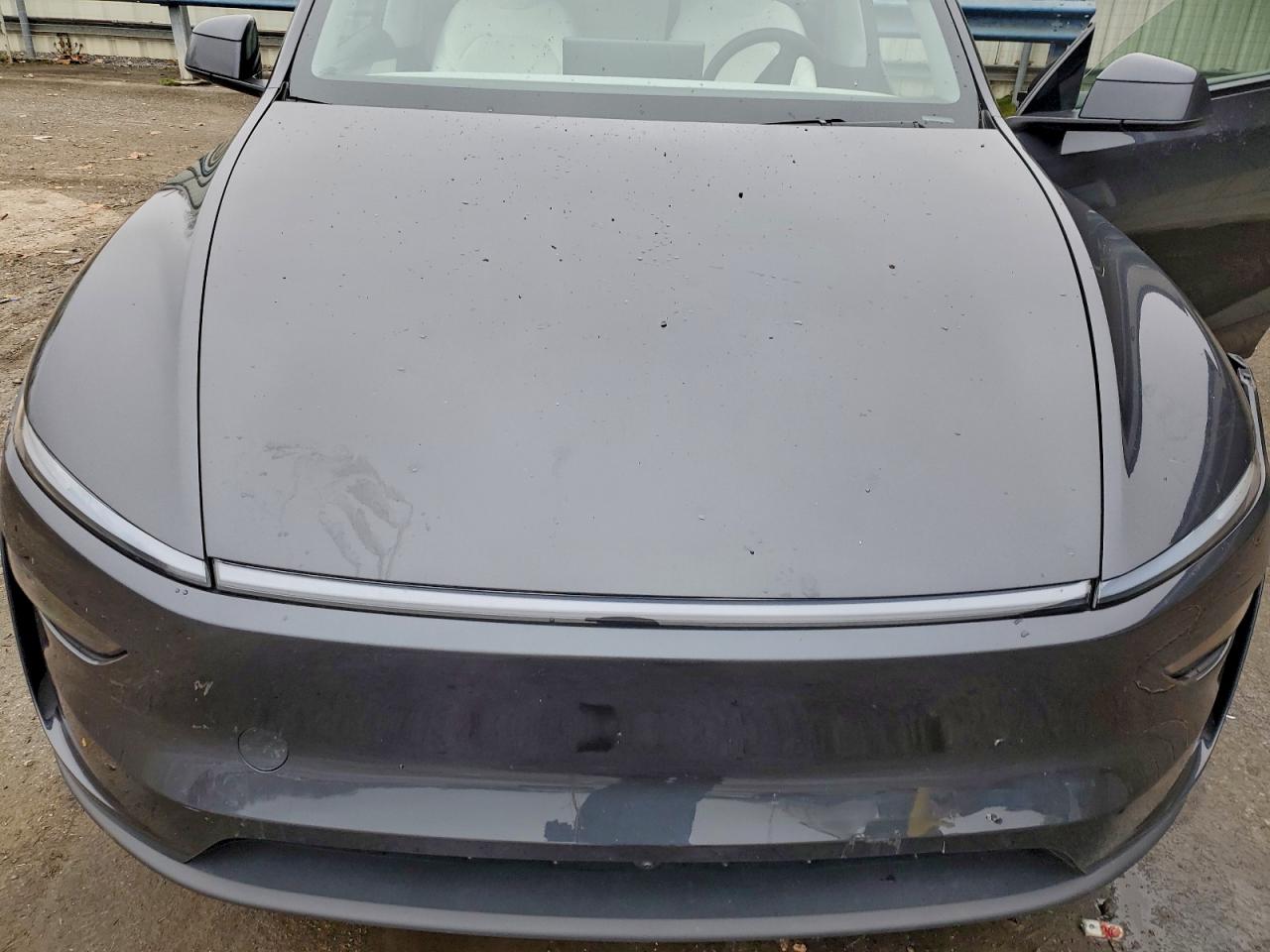 2026 Tesla Model Y VIN: 7SAYGDEEXTF330408 Lot: 93757445