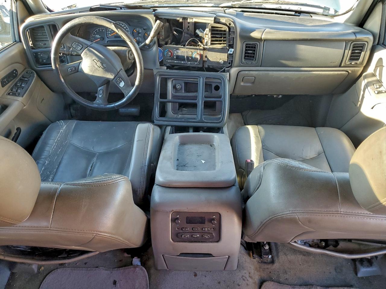 2005 Chevrolet Suburban C1500 VIN: 3GNEC16Z15G253525 Lot: 94530655