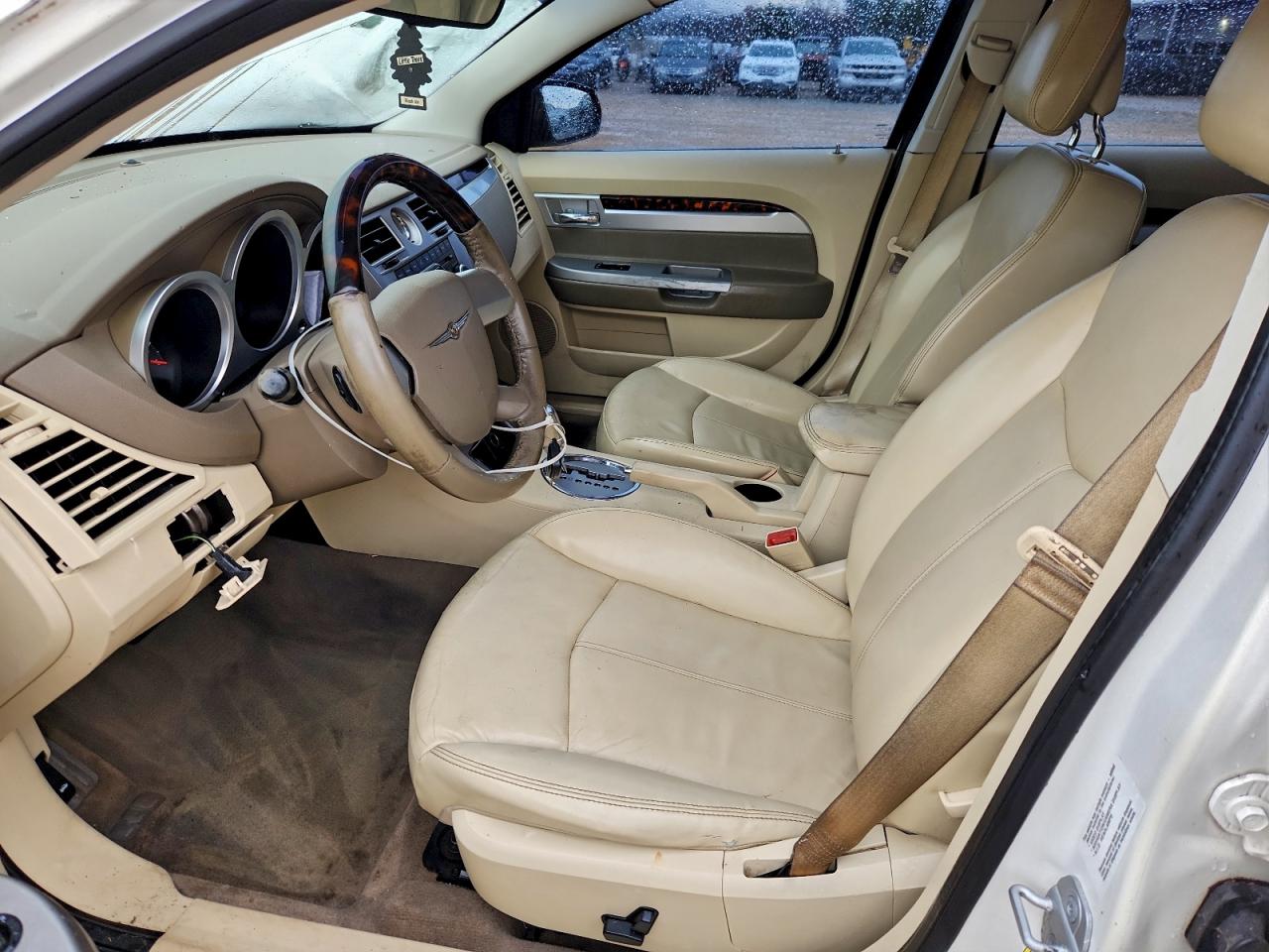 2010 Chrysler Sebring Limited VIN: 1C3CC5FB7AN118744 Lot: 93766935