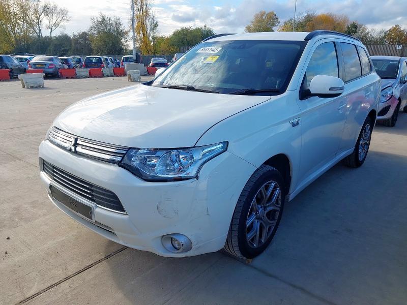 2015 MITSUBISHI OUTLANDER 2.0 PHEV GX3H 5DR AUTO for sale at Copart SANDY