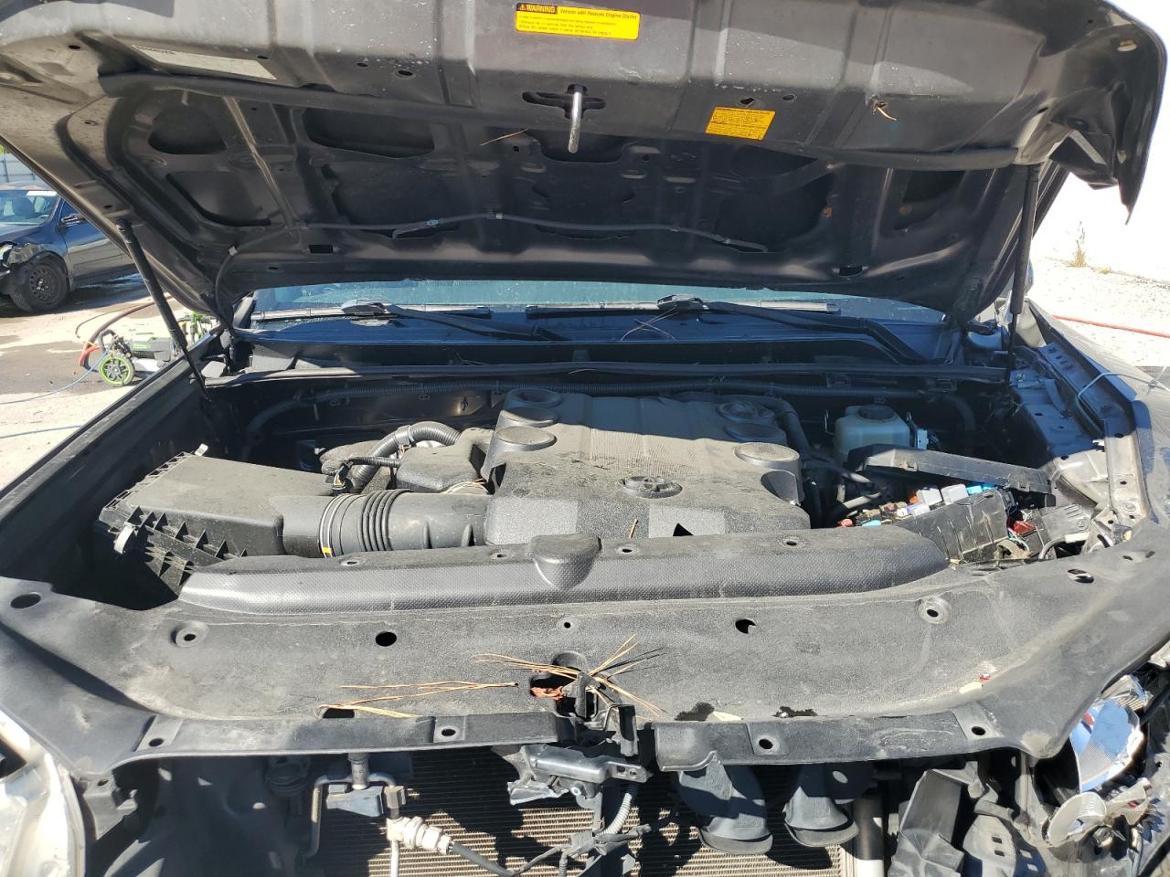 2011 Toyota 4Runner Sr5 VIN: JTEZU5JR2B5022749 Lot: 90722305