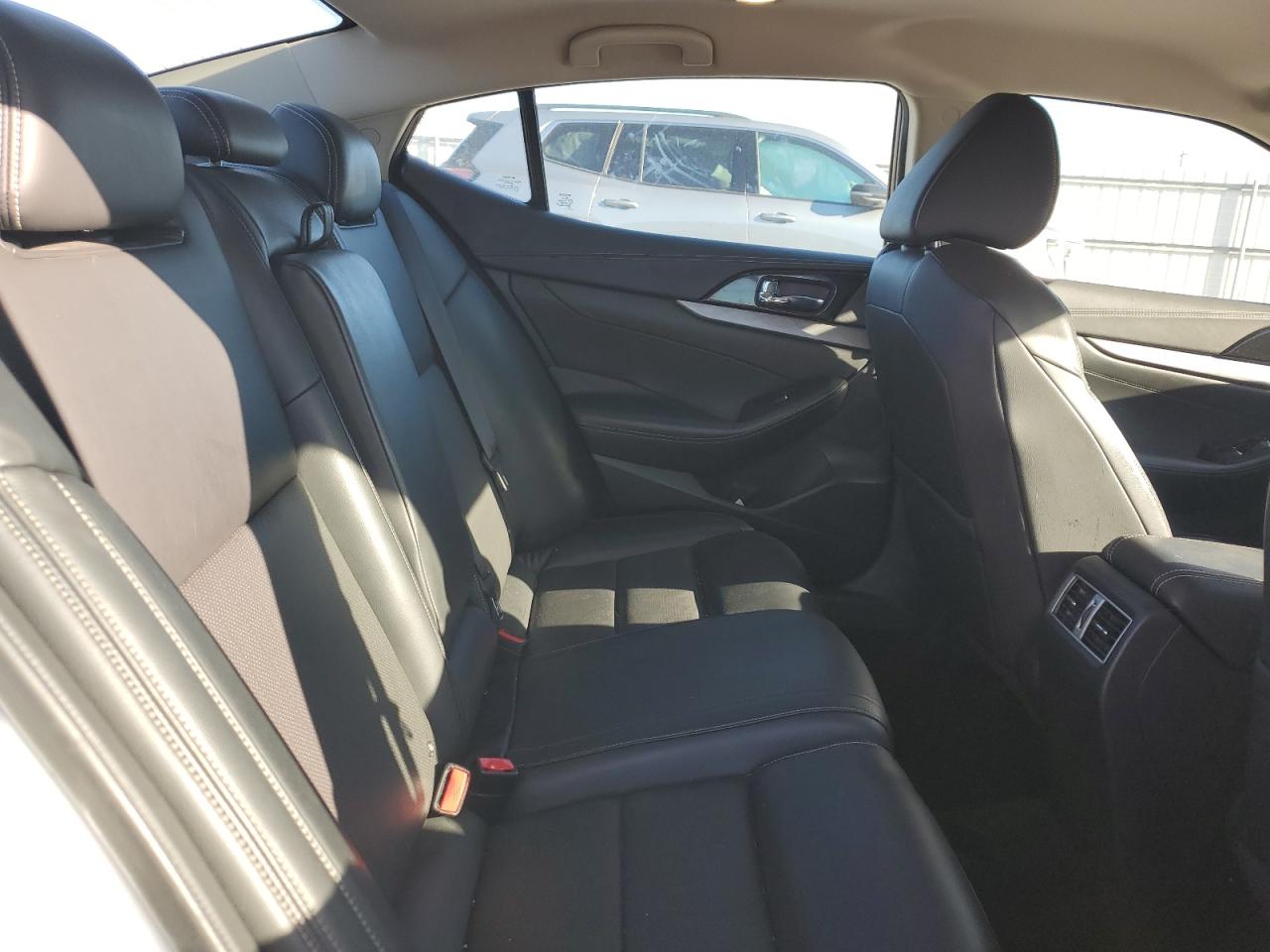 2017 Nissan Maxima 3.5S VIN: 1N4AA6AP2HC416177 Lot: 90666905