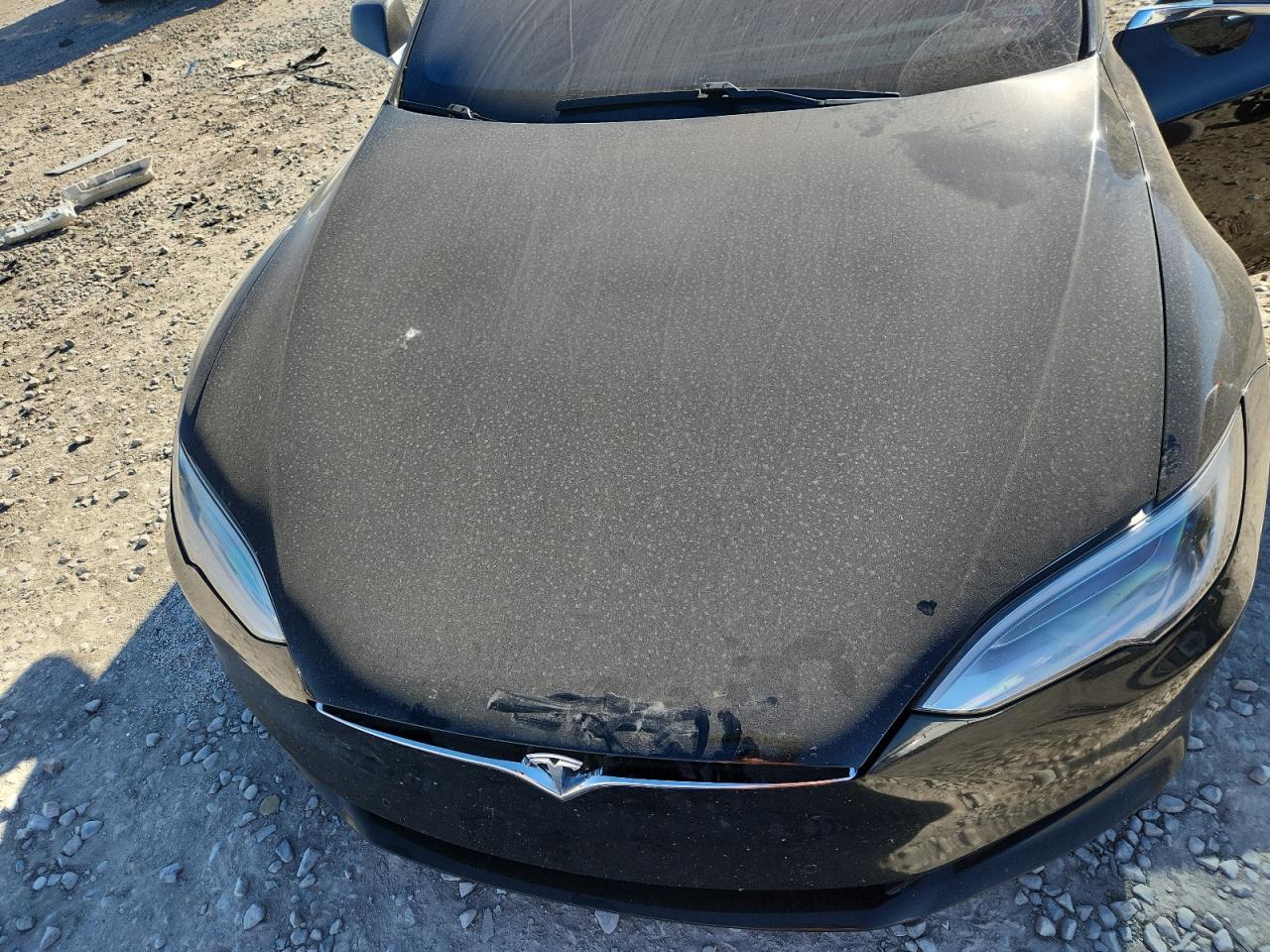 2017 Tesla Model S VIN: 5YJSA1E22HF233073 Lot: 92024465