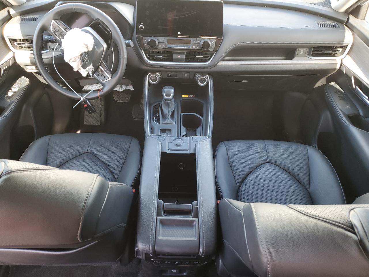 2024 Toyota Grand Highlander Xle VIN: 5TDACAB54RS022779 Lot: 92042725