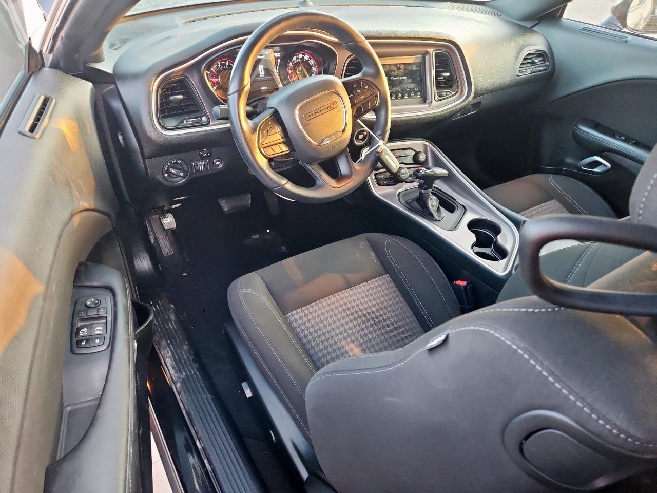 2022 Dodge Challenger Sxt VIN: 2C3CDZAG8NH132075 Lot: 93560725