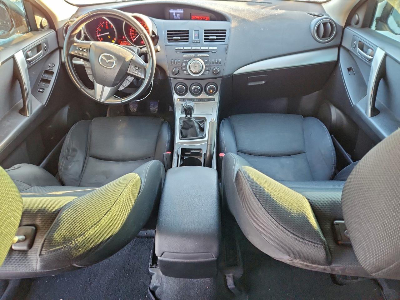 2010 Mazda 3 S VIN: JM1BL1S53A1195747 Lot: 94942585