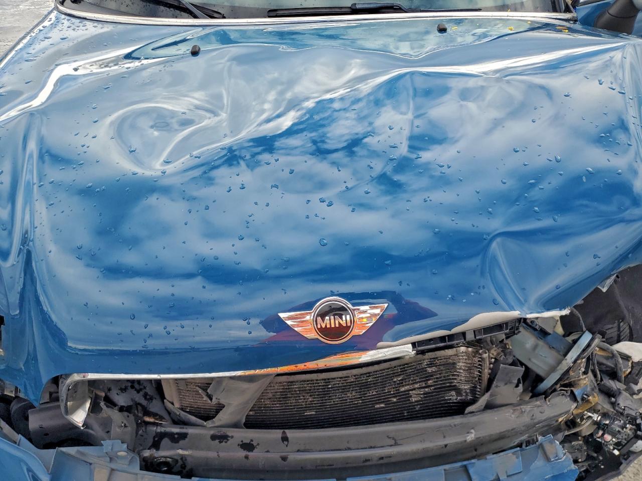 2011 Mini Cooper Countryman VIN: WMWZB3C58BWM01240 Lot: 93958395