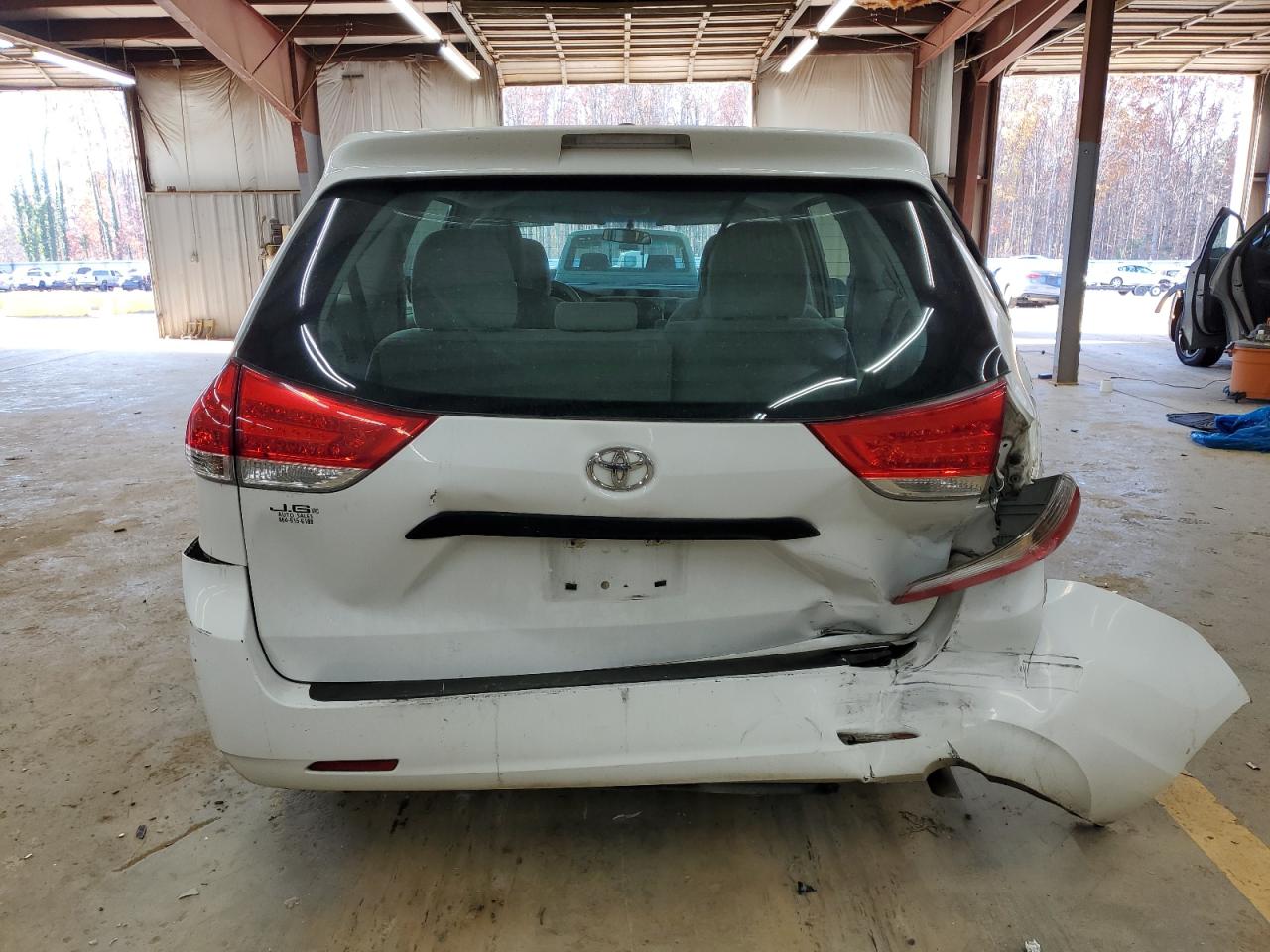 2013 Toyota Sienna VIN: 5TDZK3DC1DS383506 Lot: 93483675