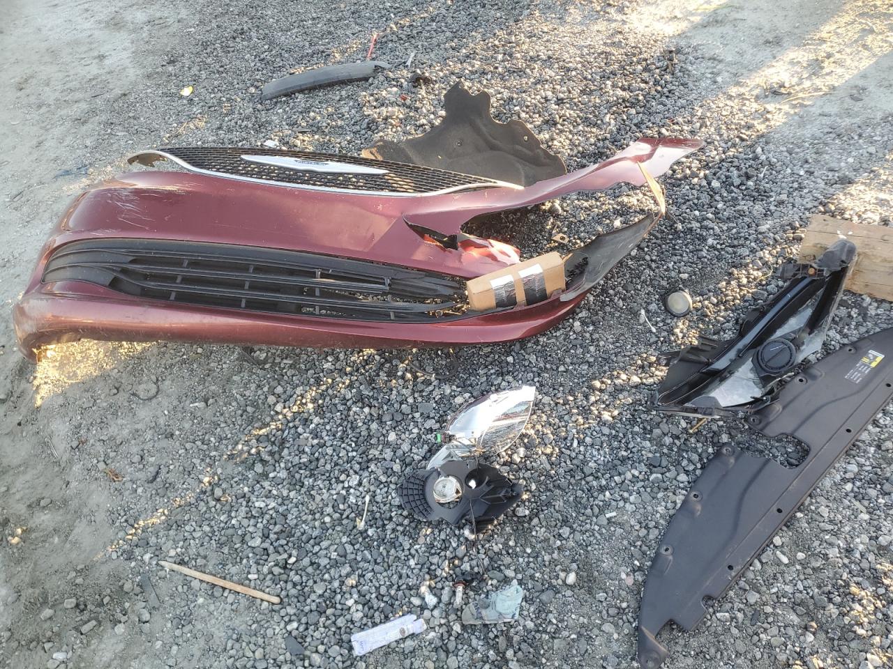 2017 Chrysler Pacifica Lx VIN: 2C4RC1CG3HR522121 Lot: 90885295