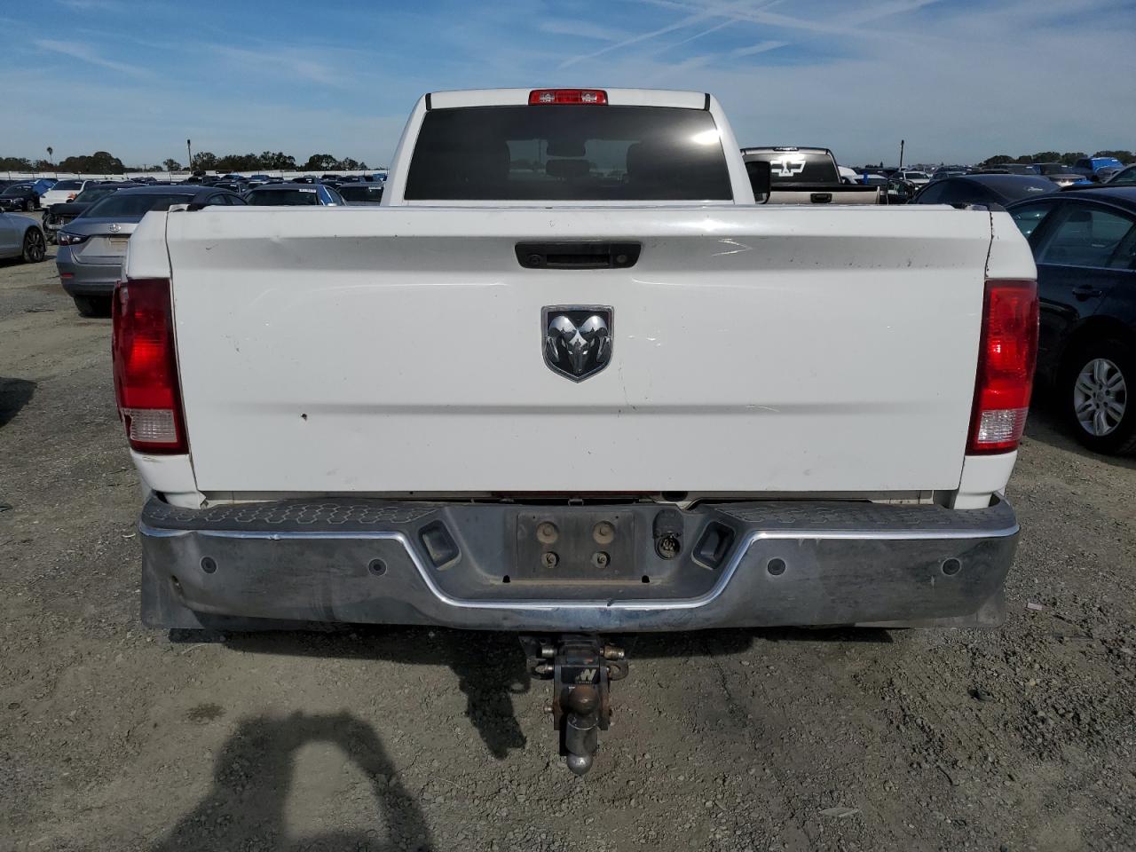 2018 Ram 3500 St VIN: 3C63RPGL9JG292005 Lot: 92097265
