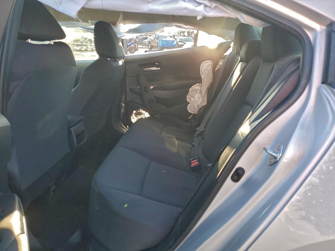 2021 Toyota Corolla Le VIN: 5YFEPMAE6MP211802 Lot: 93648275