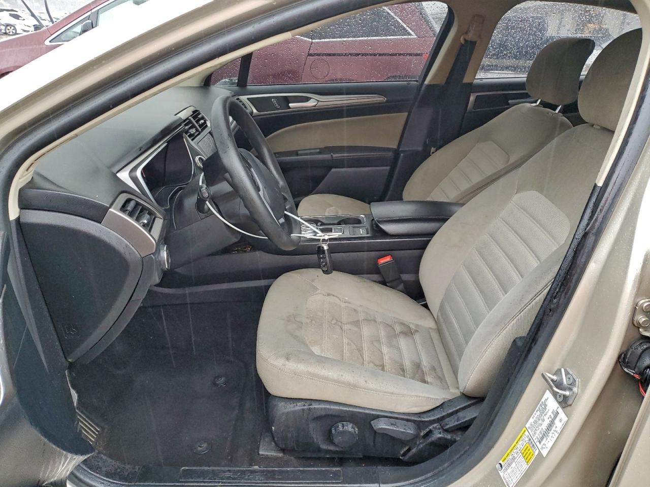 2019 Ford Fusion S VIN: 3FA6P0G78KR193192 Lot: 94610525