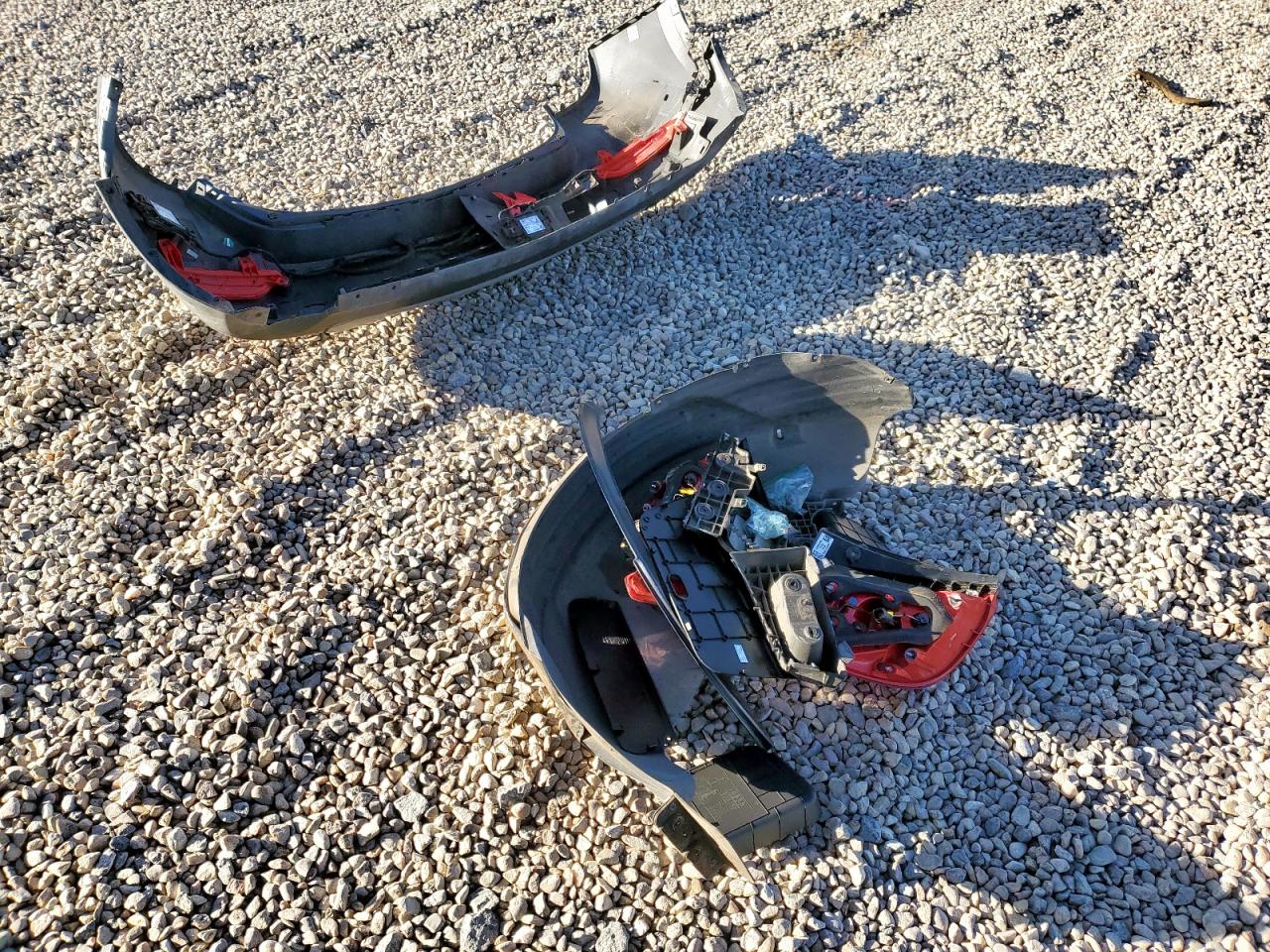 2019 Buick Encore Essence VIN: KL4CJGSM3KB946498 Lot: 91624705