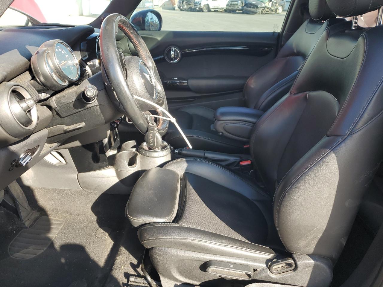 2015 Mini Cooper S VIN: WMWXP7C5XF2A38441 Lot: 92345965