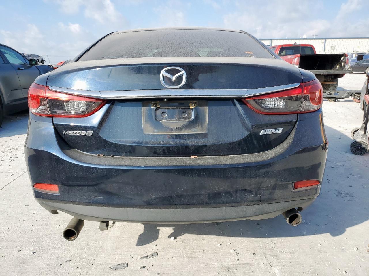 2015 Mazda 6 Touring VIN: JM1GJ1V5XF1210324 Lot: 93111275