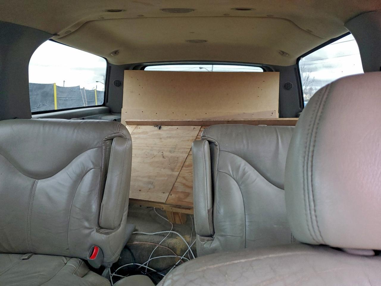 2002 GMC Yukon Xl K1500 VIN: 3GKFK16Z02G252754 Lot: 93785575