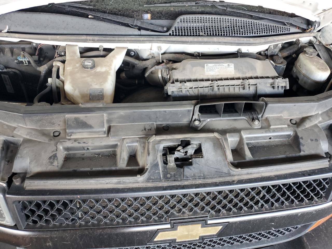 2020 Chevrolet Express G2500 VIN: 1GCWGAFP5L1277841 Lot: 89922915