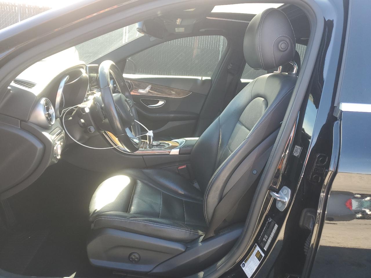 2018 Mercedes-Benz C 300 VIN: 55SWF4JB3JU238412 Lot: 91831215