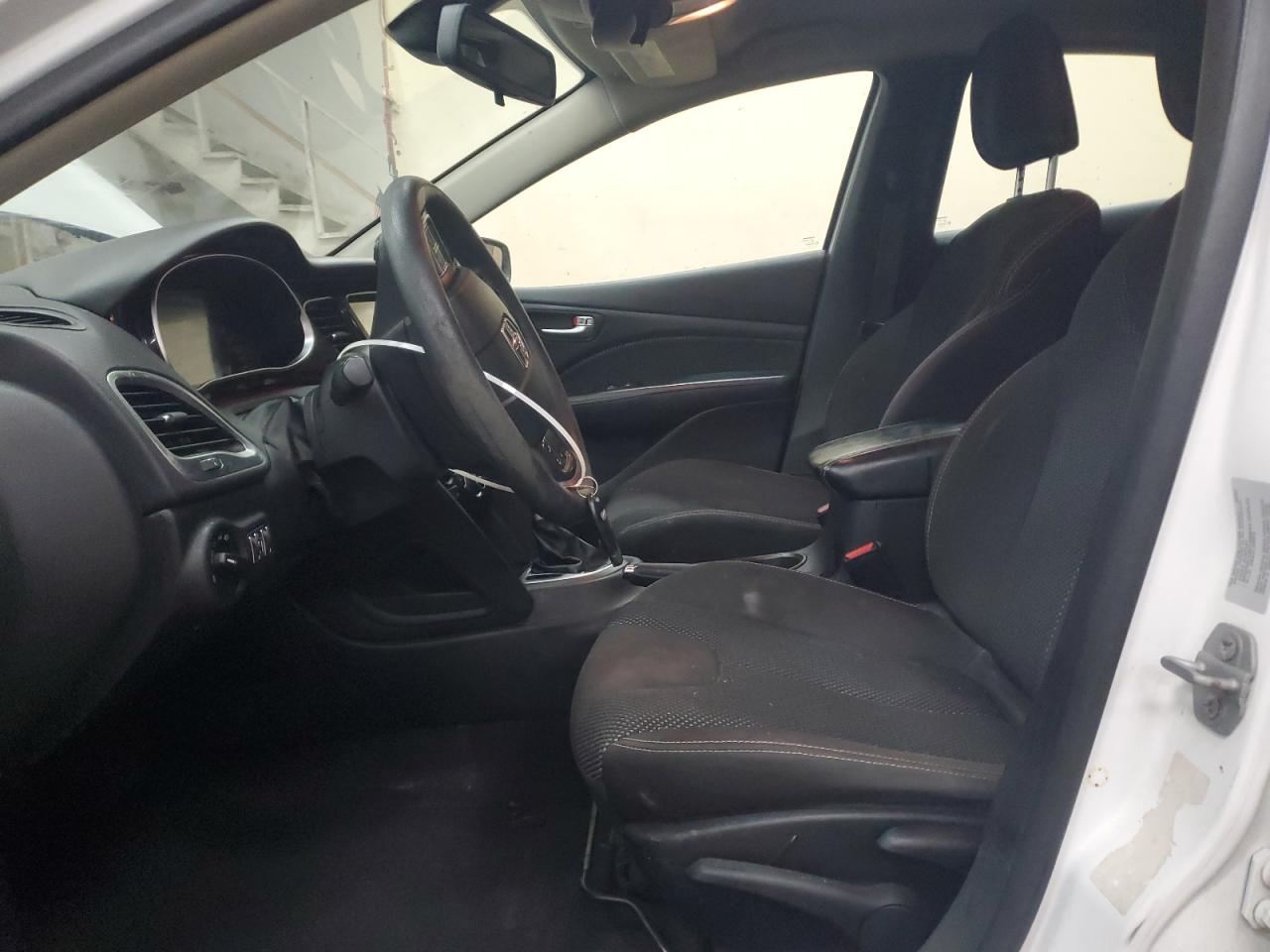 2015 Dodge Dart Sxt VIN: 1C3CDFBB8FD132383 Lot: 91138905