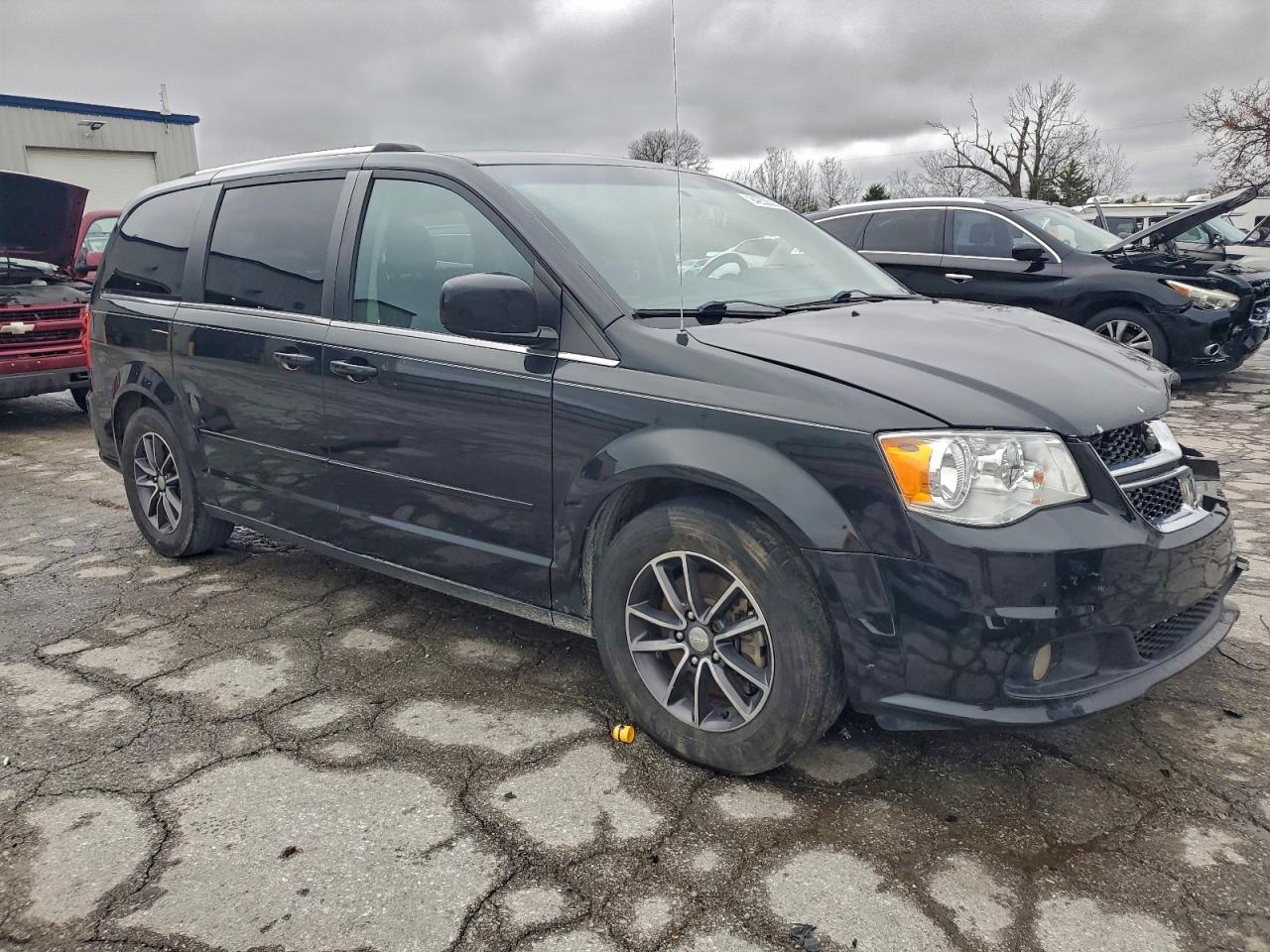 2017 Dodge Grand Caravan Sxt VIN: 2C4RDGCG7HR664567 Lot: 94253535