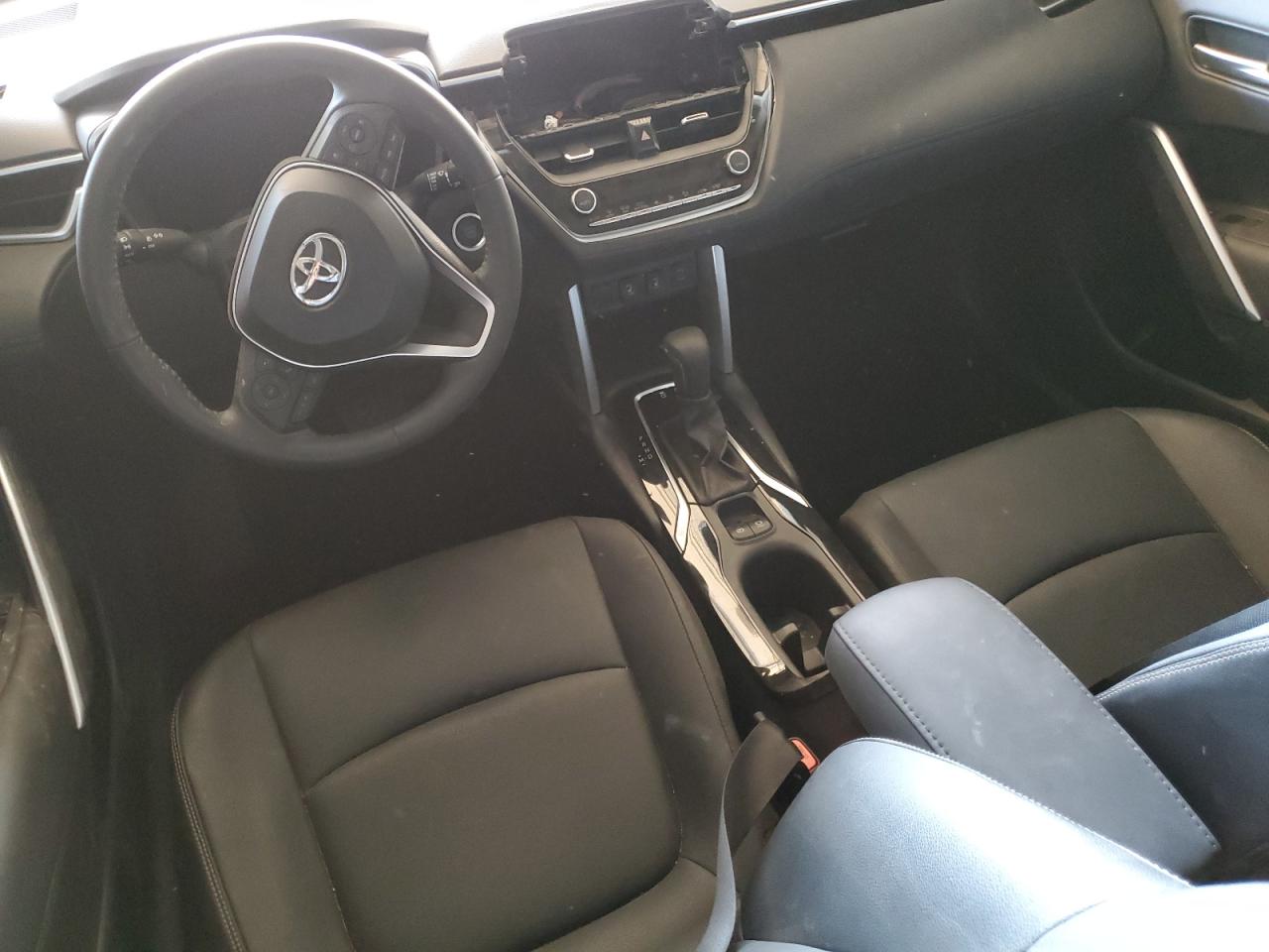 2023 Toyota Corolla Cross Xle VIN: 7MUEAAAG4PV052913 Lot: 92923055